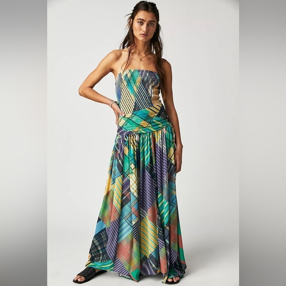 NWT Free People Samara Smocked Maxi Dress Strapless Handkerchief M *FLAWED* - Picture 2 of 14
